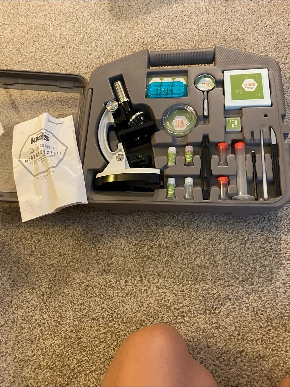 Kids 28-Piece Microscope Kit - Gray/Black